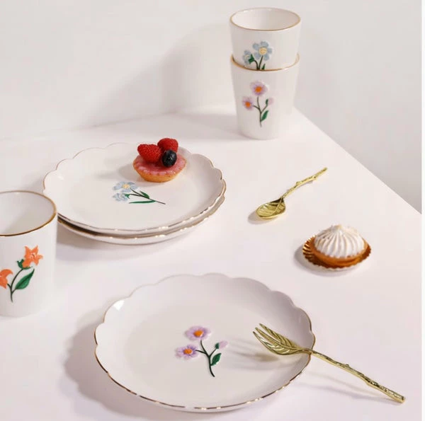 &klevering Wildflower Mugs / Plant Pots 3 &klevering Wildflower Mugs / Plant Pots