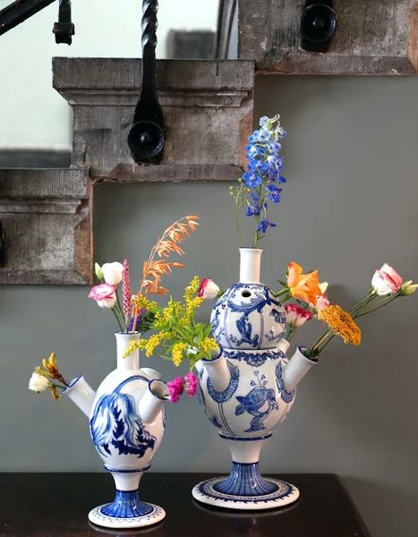 &klevering Porcelain Blue And White Tulip Vase 5 &klevering Porcelain Blue And White Tulip Vase