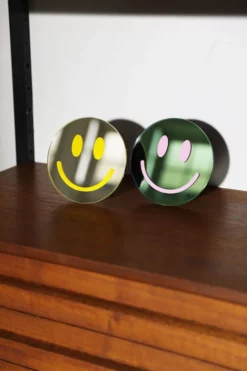 &klevering Yellow Smile Mirror