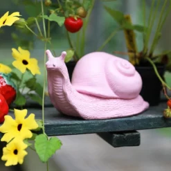 &klevering Pink Snail Coinbank