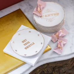 &klevering Western Slogan Fine China Plate