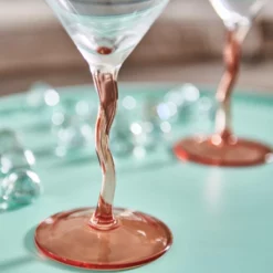 &klevering Wobbly Stemed Martini Glasses