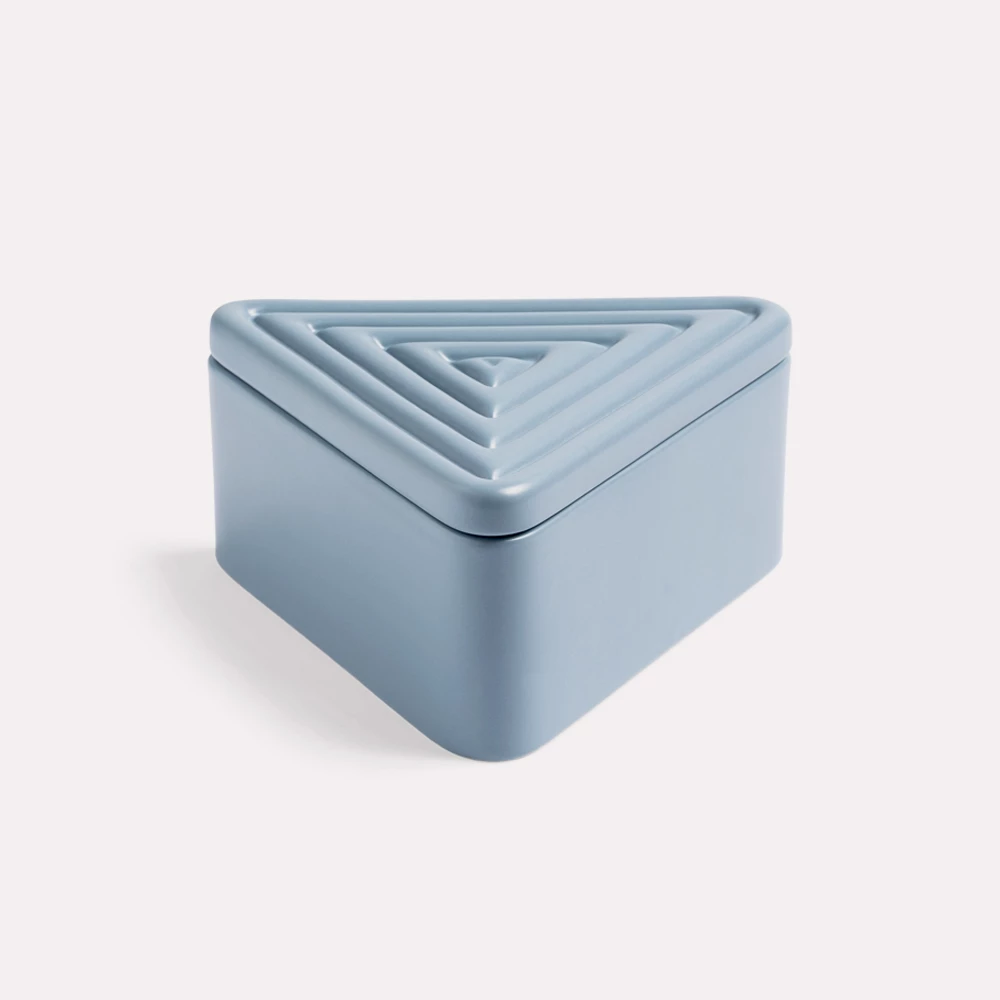 &klevering Zen Triangular Ceramic Box 3 &klevering Zen Triangular Ceramic Box
