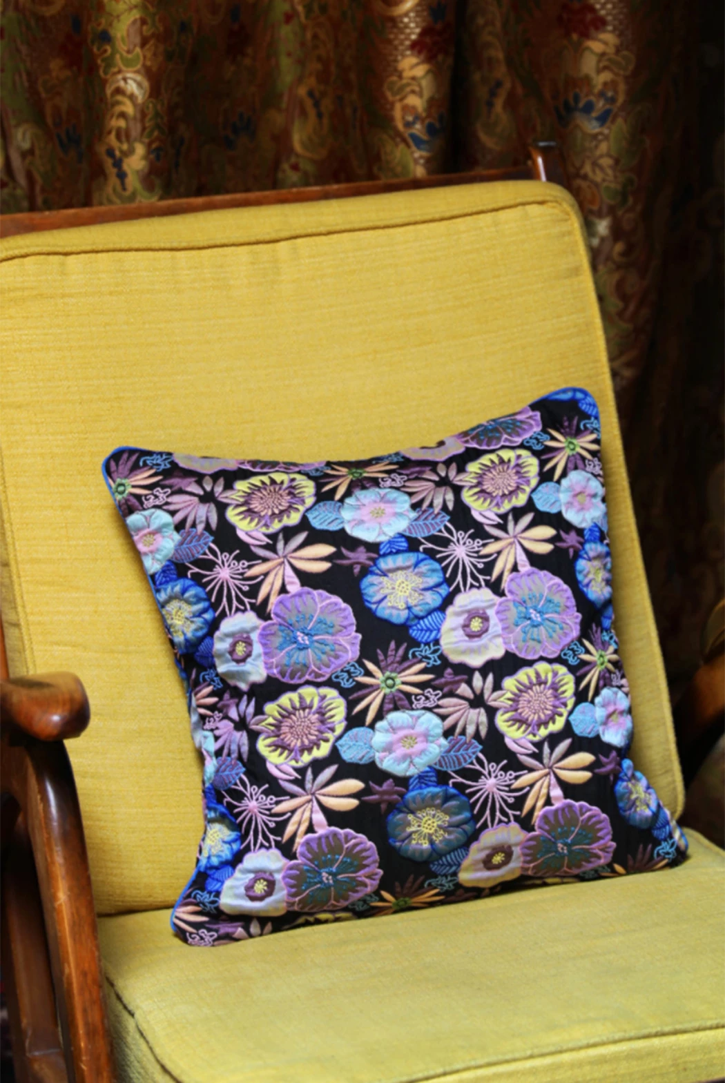 &klevering Square Bloom Cushion - Multicoloured 4 &klevering Square Bloom Cushion - Multicoloured